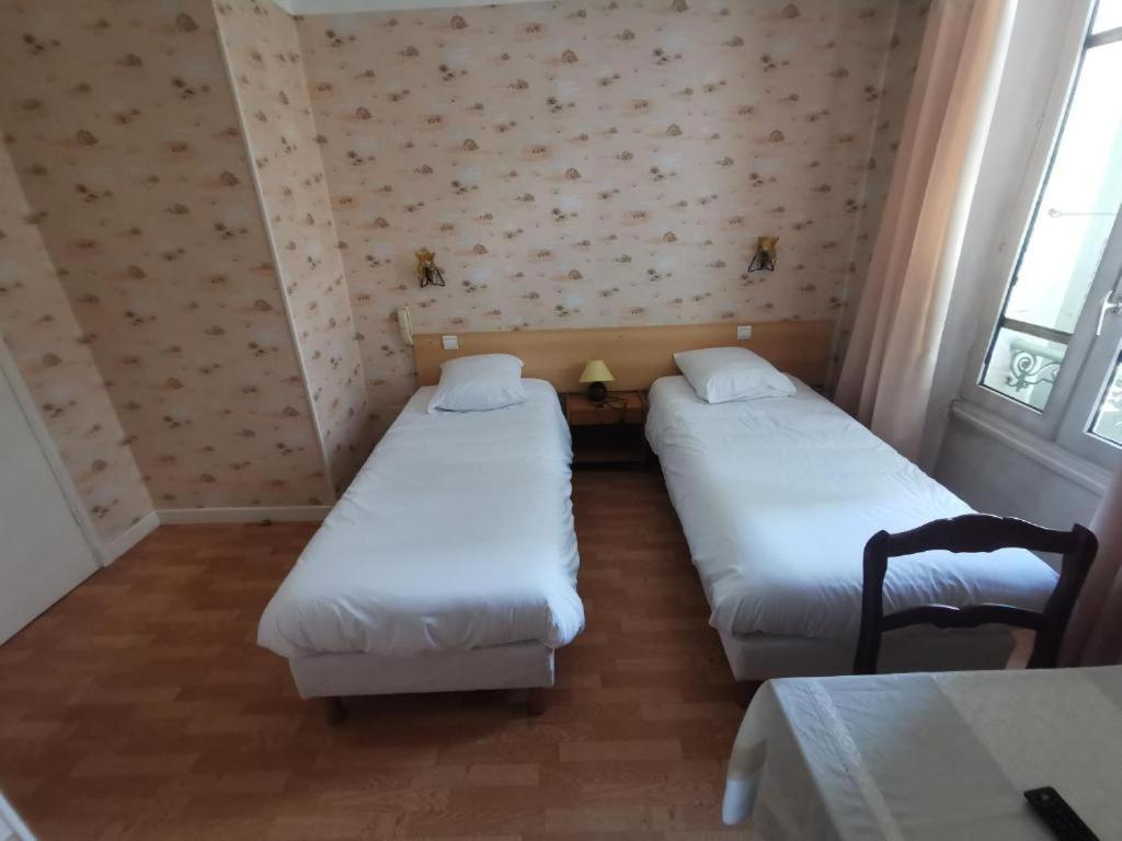 Hotel Le Tourisme Embrun Eksteriør bilde